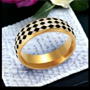 Alice in Wonderland Fairytale Harlequin Print Enamel 18k Gold Plated Ring